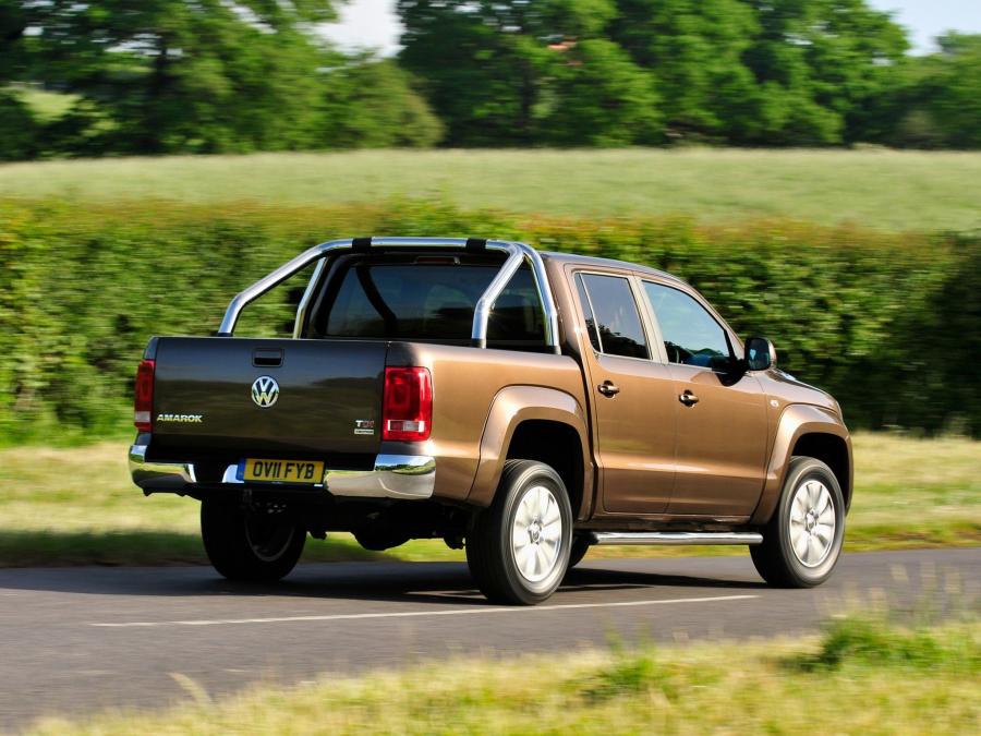  Volkswagen Amarok Double Cab Highline 2010 года  (UK) (фото 3 из 30)